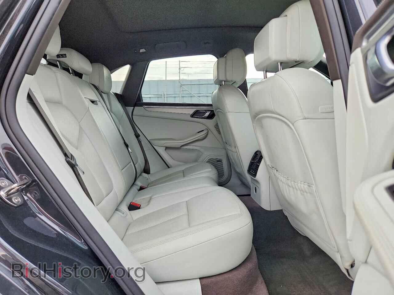 2017 PORSCHE MACAN - VIN: WP1AG2A58HLB54891 - Photo 11