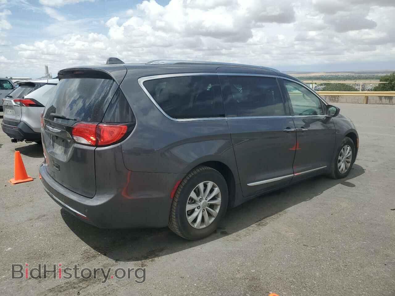 2018 CHRYSLER PACIFICA - VIN: 2C4RC1BG6JR148854 - Фото 3