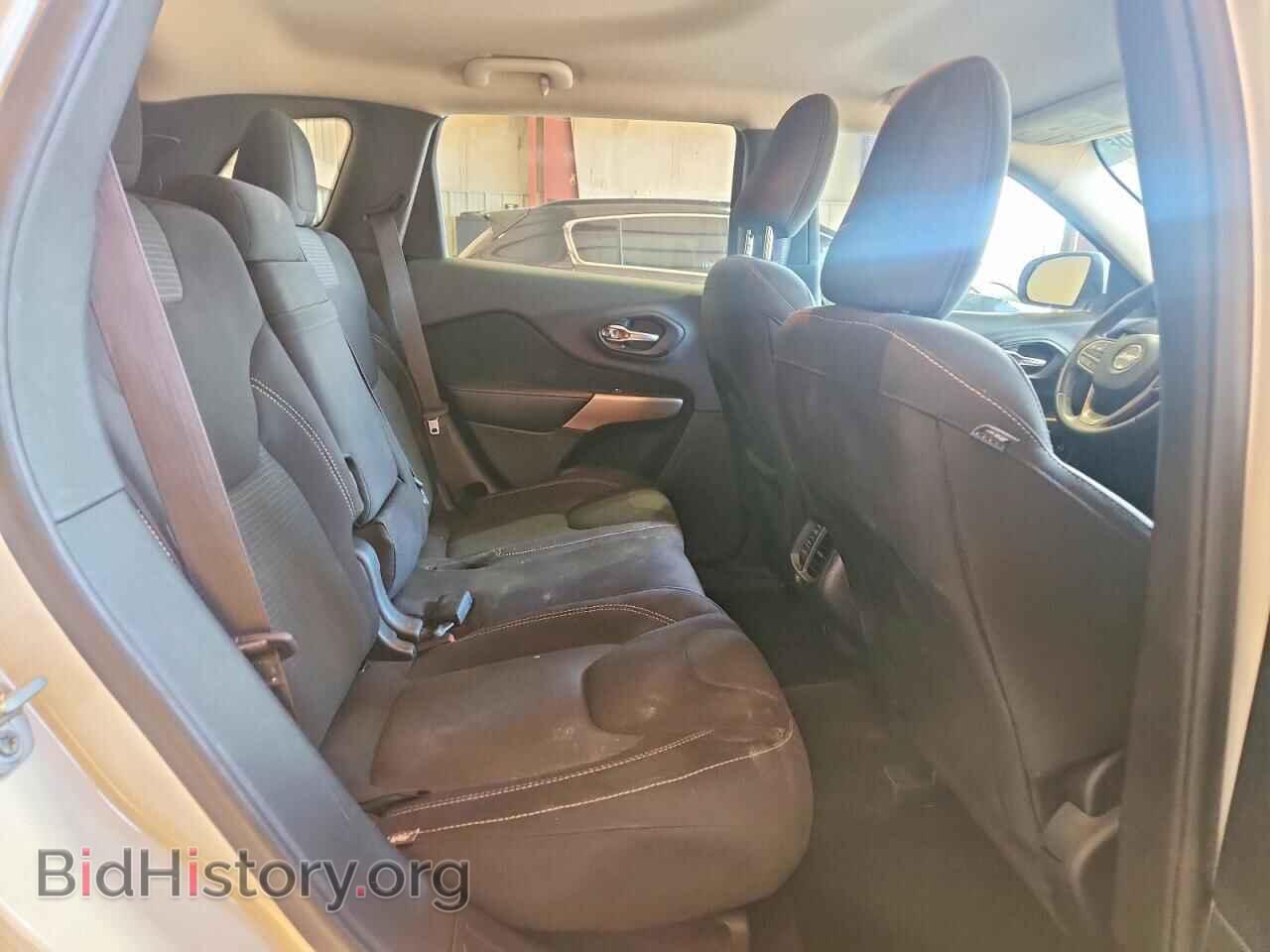 2017 JEEP CHEROKEE - VIN: 1C4PJLCB3HW603494 - Photo 10