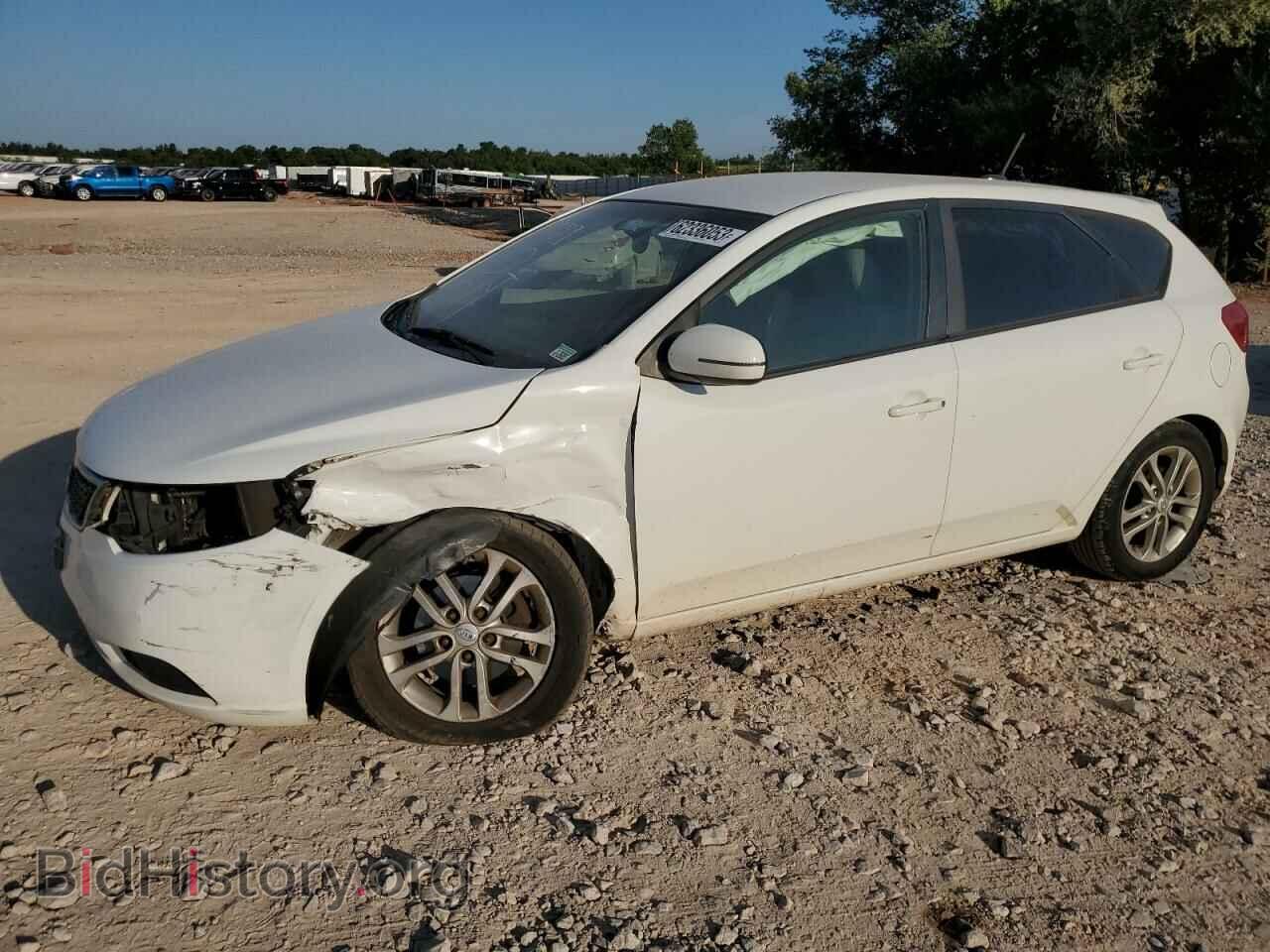 Фотография KNAFU5A28B5378789 - KIA FORTE 2011