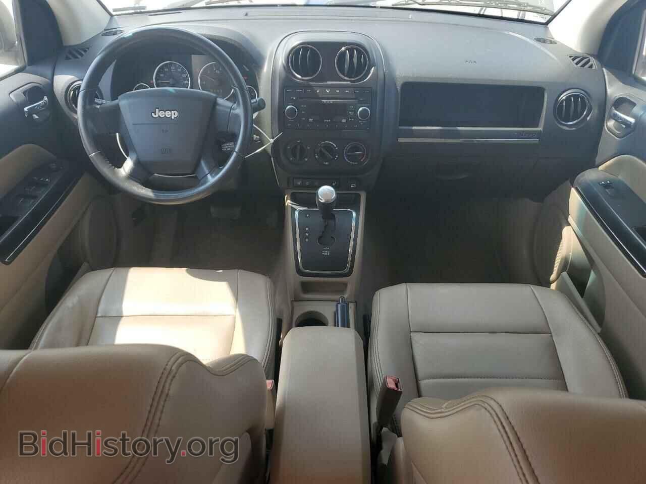2009 JEEP COMPASS - VIN: 1J4FF57BX9D220601 - Photo 8