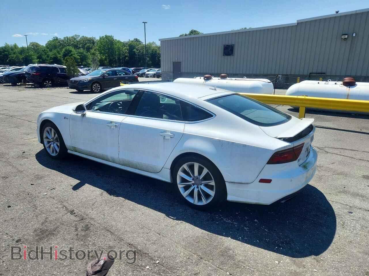 2016 AUDI A7 - VIN: WAU2GAFCXGN005437 - Photo 2