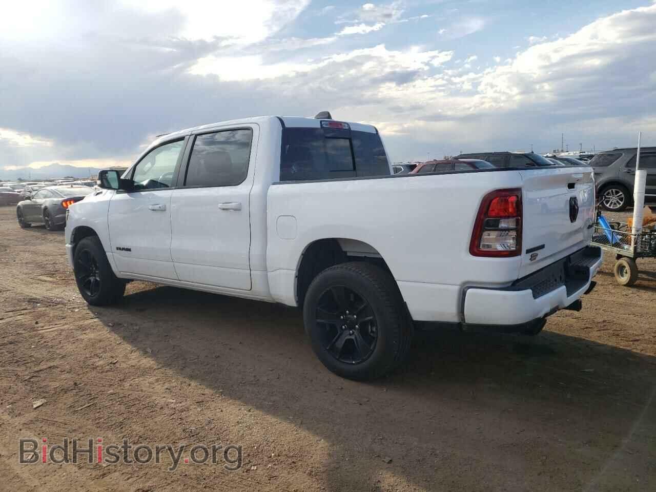 2021 RAM 1500 - VIN: 1C6SRFFM7MN734355 - Фото 2