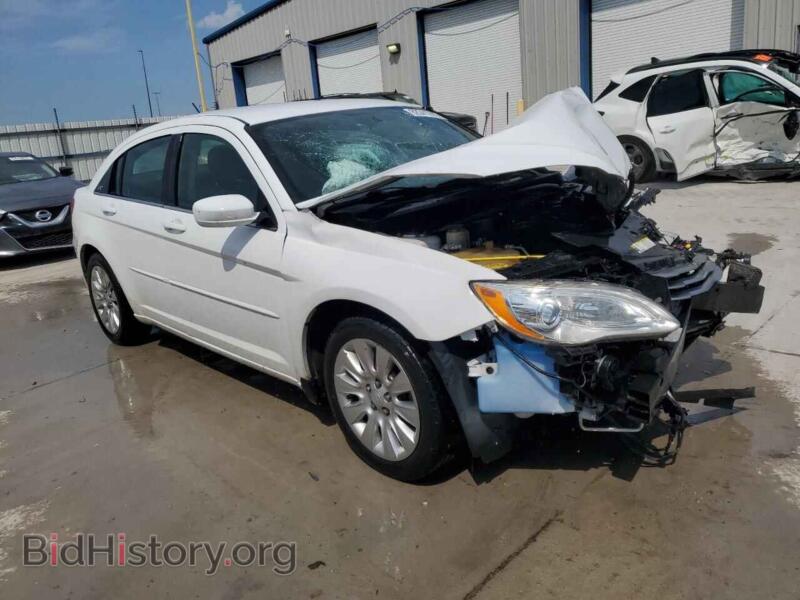 2012 Chrysler 200 (VIN 1C3CCBAG5CN316419) — photo 4 of 15