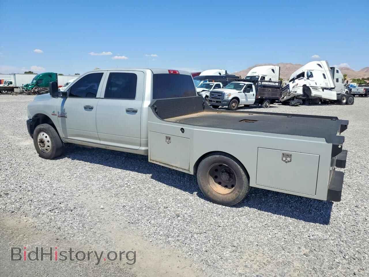 2014 RAM 3500 - VIN: 3C63RRGL7EG128172 - Photo 2