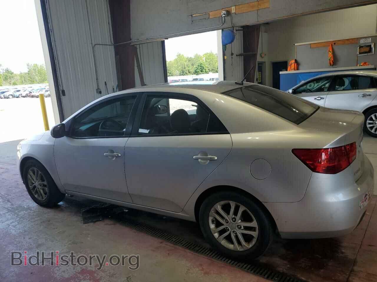 2012 KIA FORTE - VIN: KNAFU4A29C5468156 - Фото 2