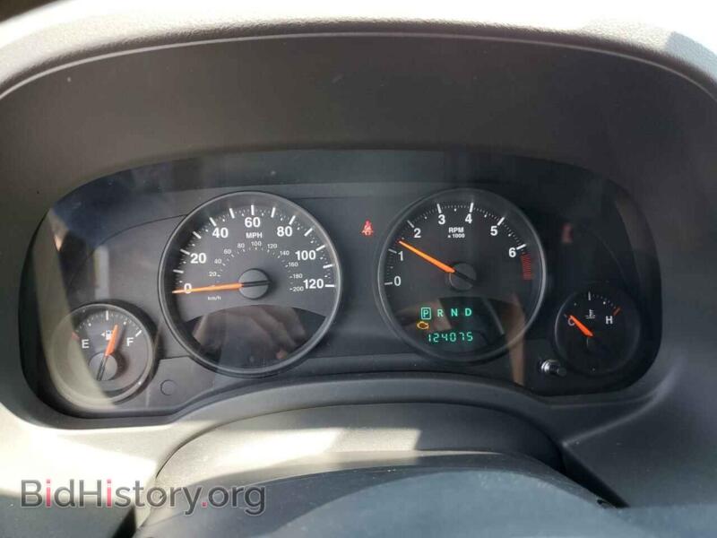 2012 Jeep COMPASS (VIN 1C4NJCBA7CD623445) — фото 9 из 12