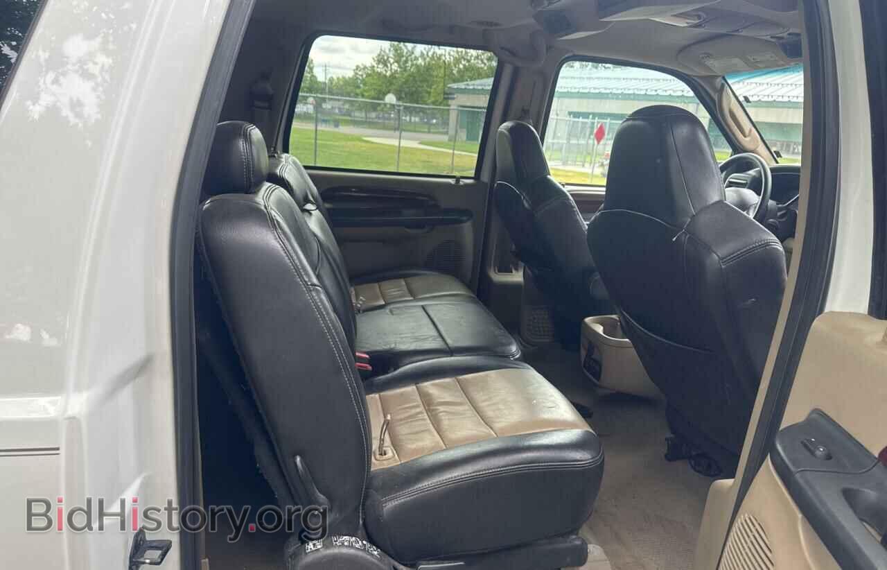 2005 FORD EXCURSION - VIN: 1FMNU45S55ED43971 - Photo 6
