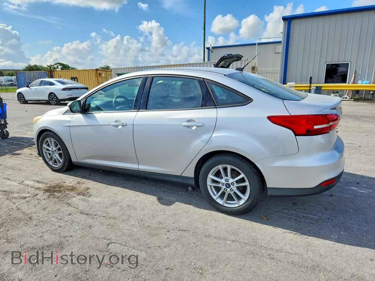 2016 FORD FOCUS - VIN: 1FADP3F2XGL341038 - Фото 2