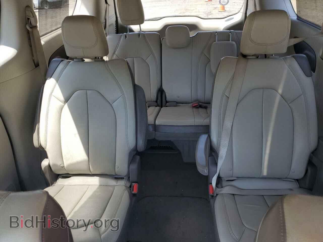 2017 CHRYSLER PACIFICA - VIN: 2C4RC1BGXHR711804 - Фото 10