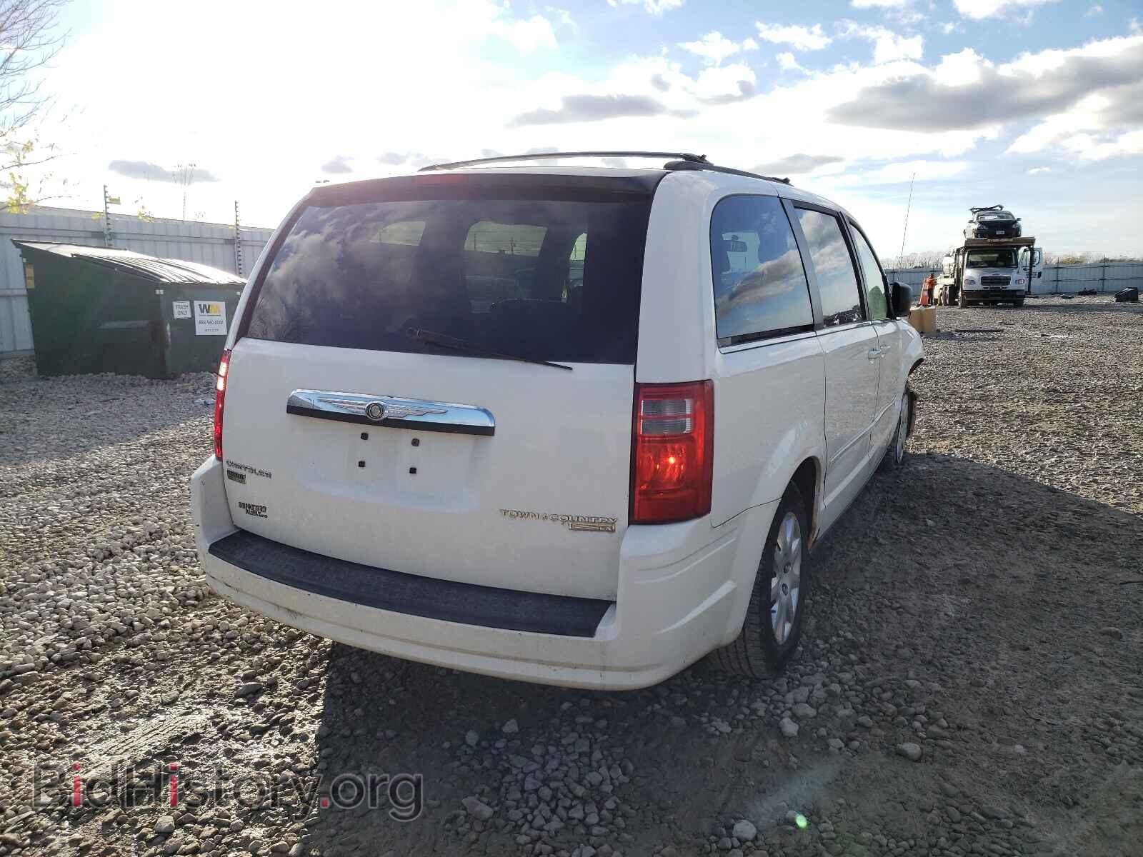 2010 CHRYSLER MINIVAN - VIN: 2A4RR4DE7AR169766 - Photo 4