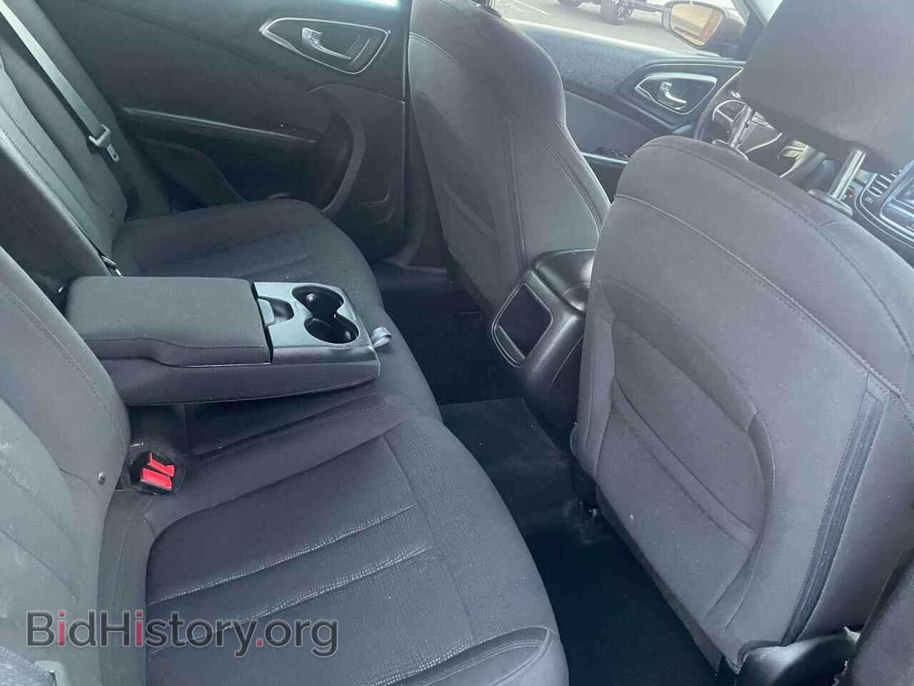 2016 CHRYSLER 200 - VIN: 1C3CCCAB5GN121629 - Фото 6