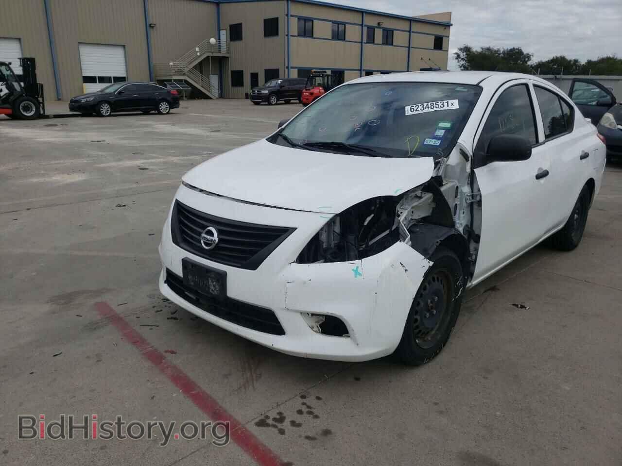 2013 NISSAN VERSA - VIN: 3N1CN7AP7DL893847 - Фото 2