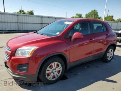 2015 Chevrolet TRAX LS, красный — VIN KL7CJKSB2FB066029, Copart