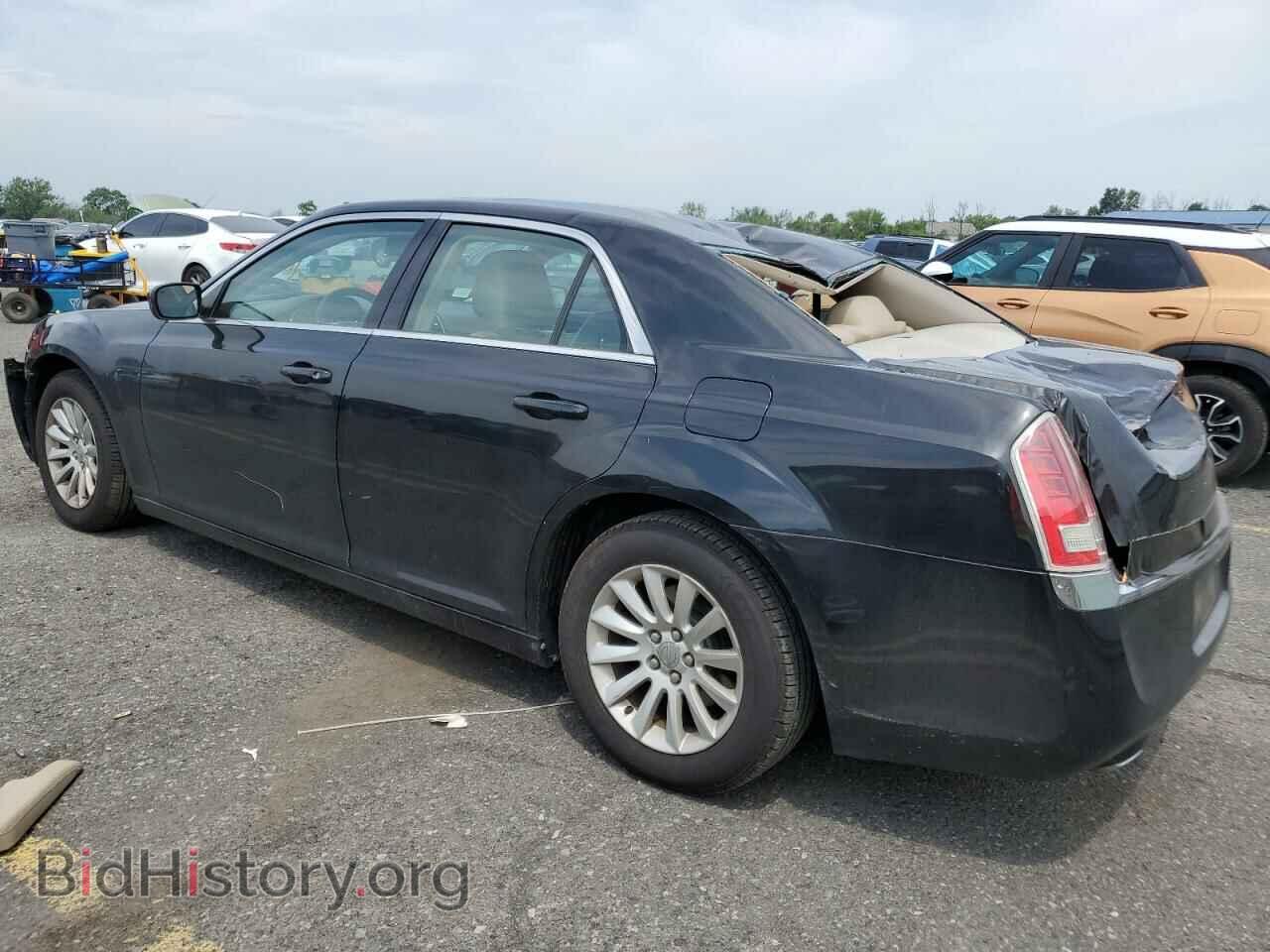 2013 CHRYSLER 300 - VIN: 2C3CCAAG9DH519513 - Фото 2