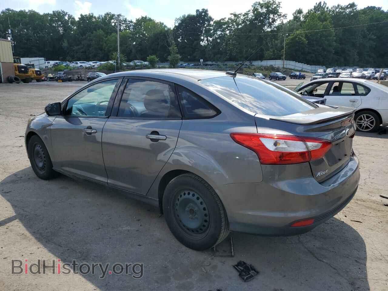 2013 FORD FOCUS - VIN: 1FADP3F23DL104029 - Photo 2