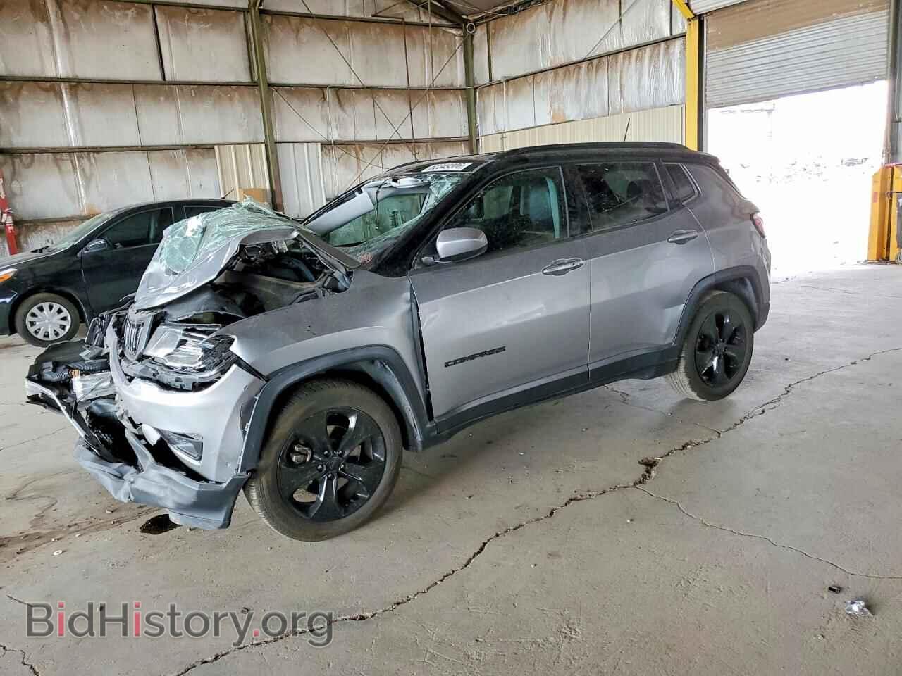 Photo 3C4NJCBB4LT129451 - JEEP COMPASS 2020