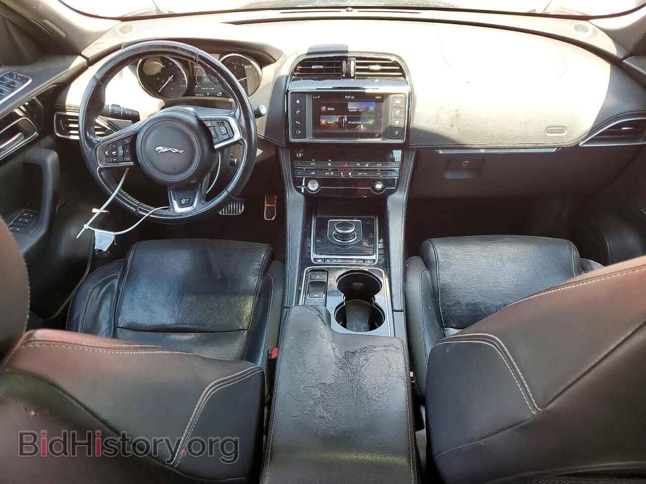 2017 JAGUAR F-PACE - VIN: SADCL2BV4HA887606 - Фото 8
