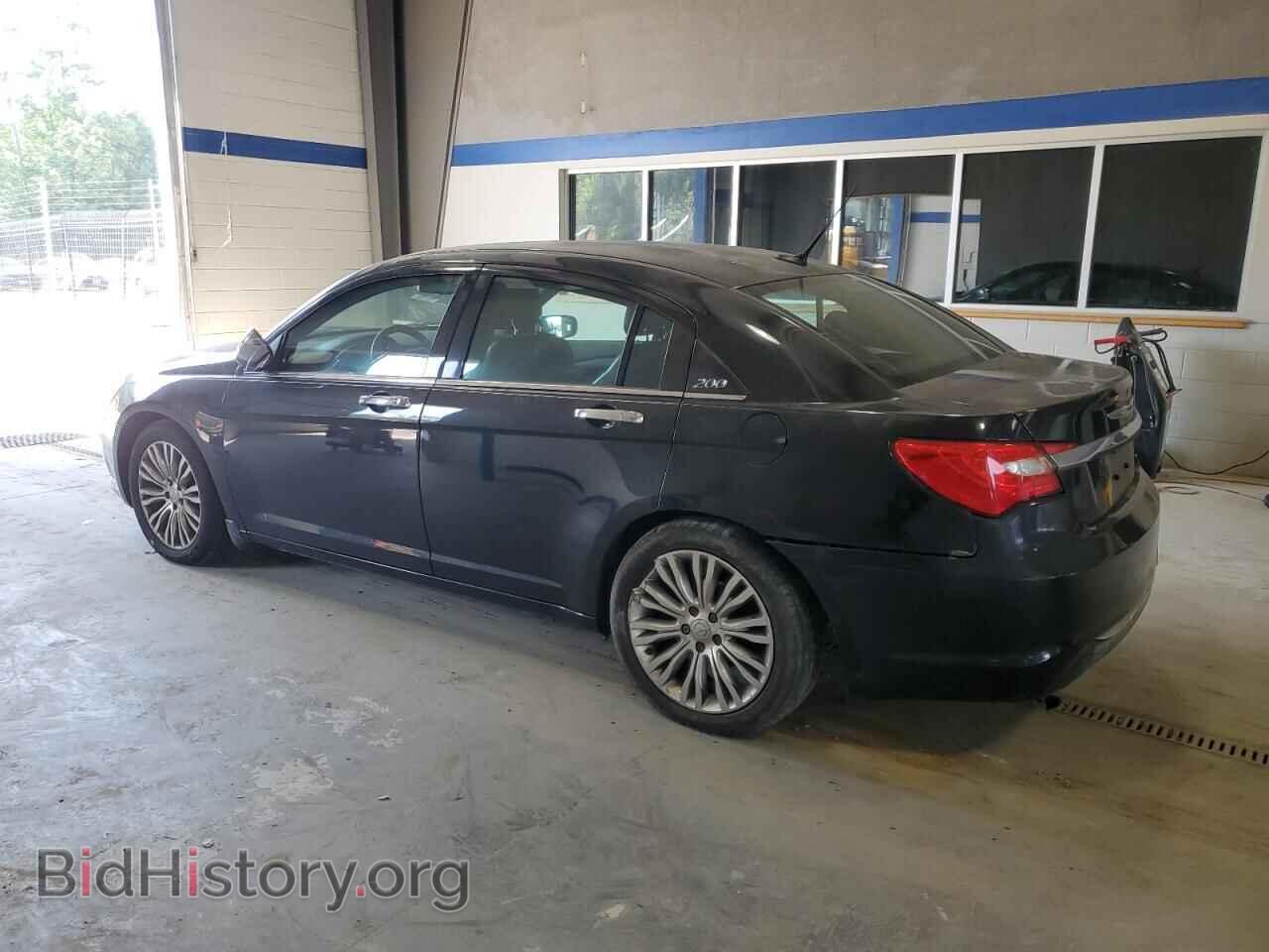 2011 CHRYSLER 200 - VIN: 1C3BC2FG0BN516496 - Фото 2