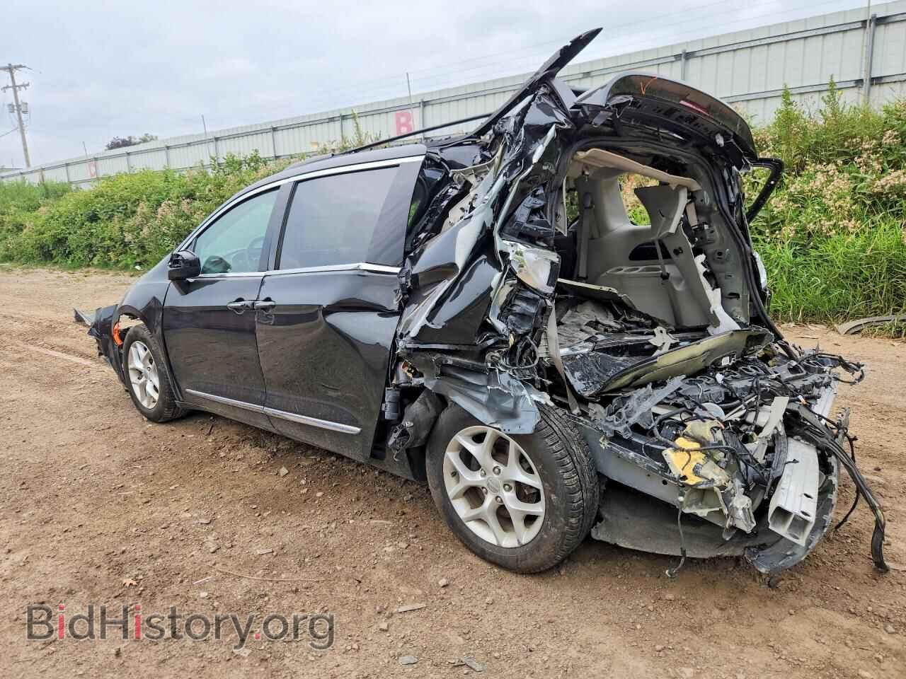 2017 CHRYSLER PACIFICA - VIN: 2C4RC1BG2HR809628 - Фото 2