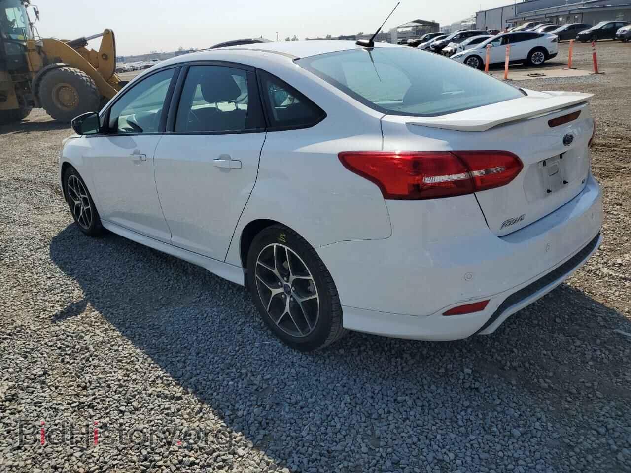 2015 FORD FOCUS - VIN: 1FADP3F25FL385897 - Фото 2