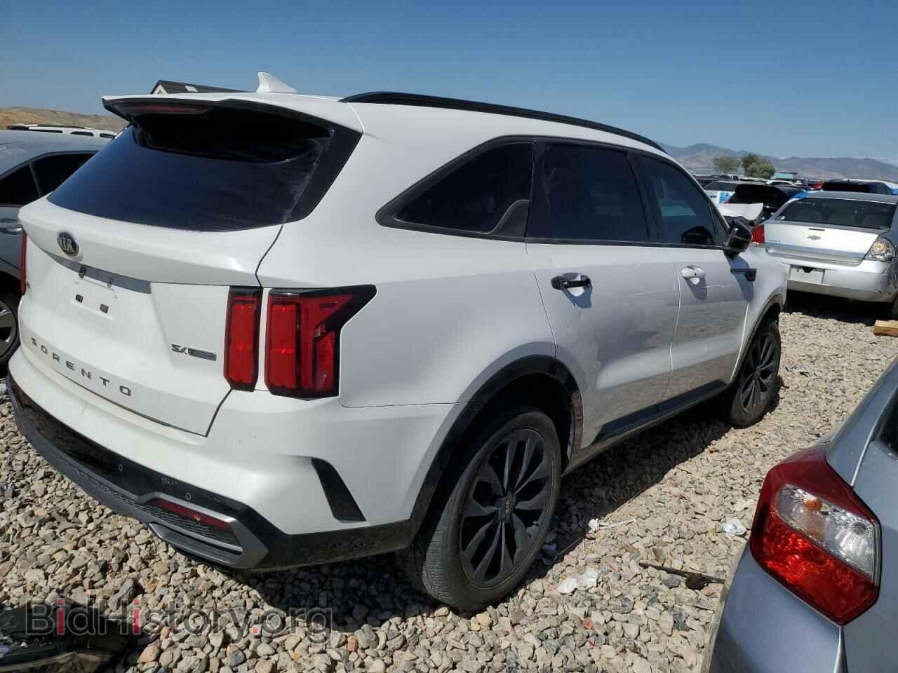 2021 KIA SORENTO - VIN: 5XYRKDLF8MG051318 - Фото 3
