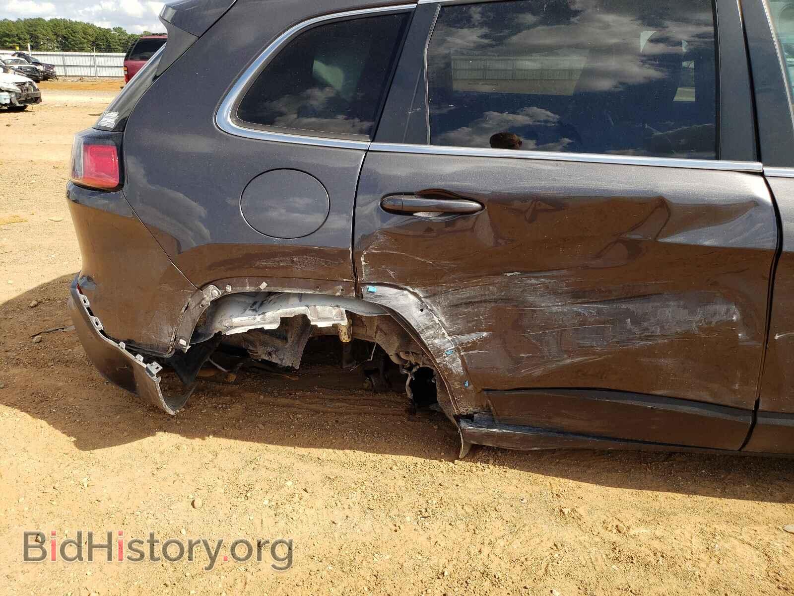 2019 JEEP CHEROKEE - VIN: 1C4PJLLB3KD241685 - Photo 9