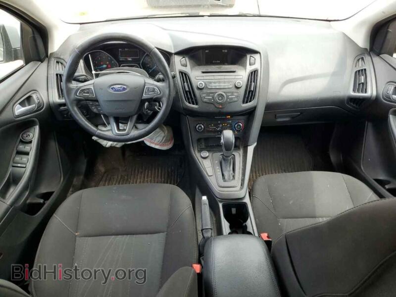2017 Ford FOCUS (VIN 1FADP3K26HL335342) — фото 8 из 12