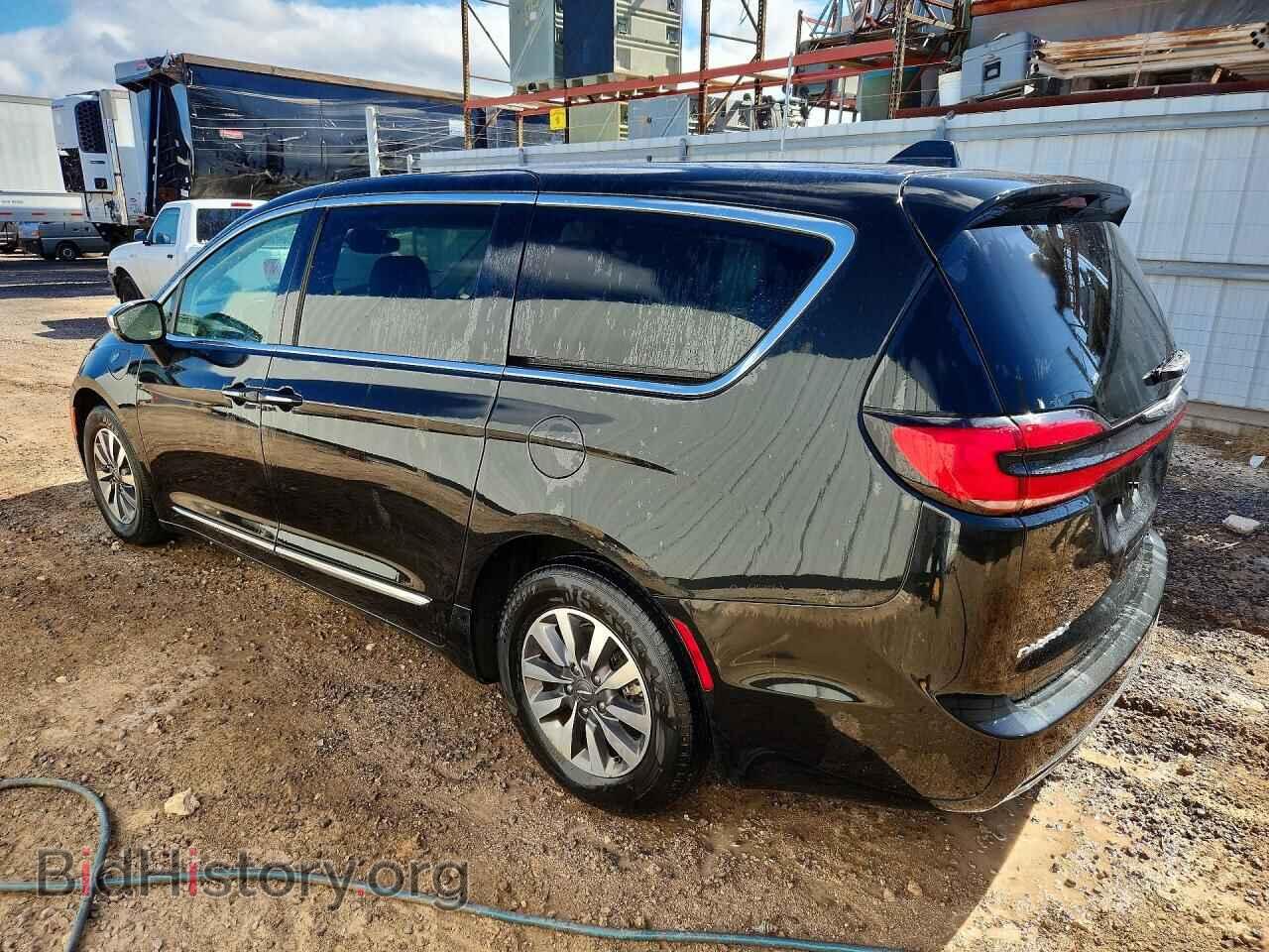2022 CHRYSLER PACIFICA - VIN: 2C4RC1S78NR134640 - Фото 2