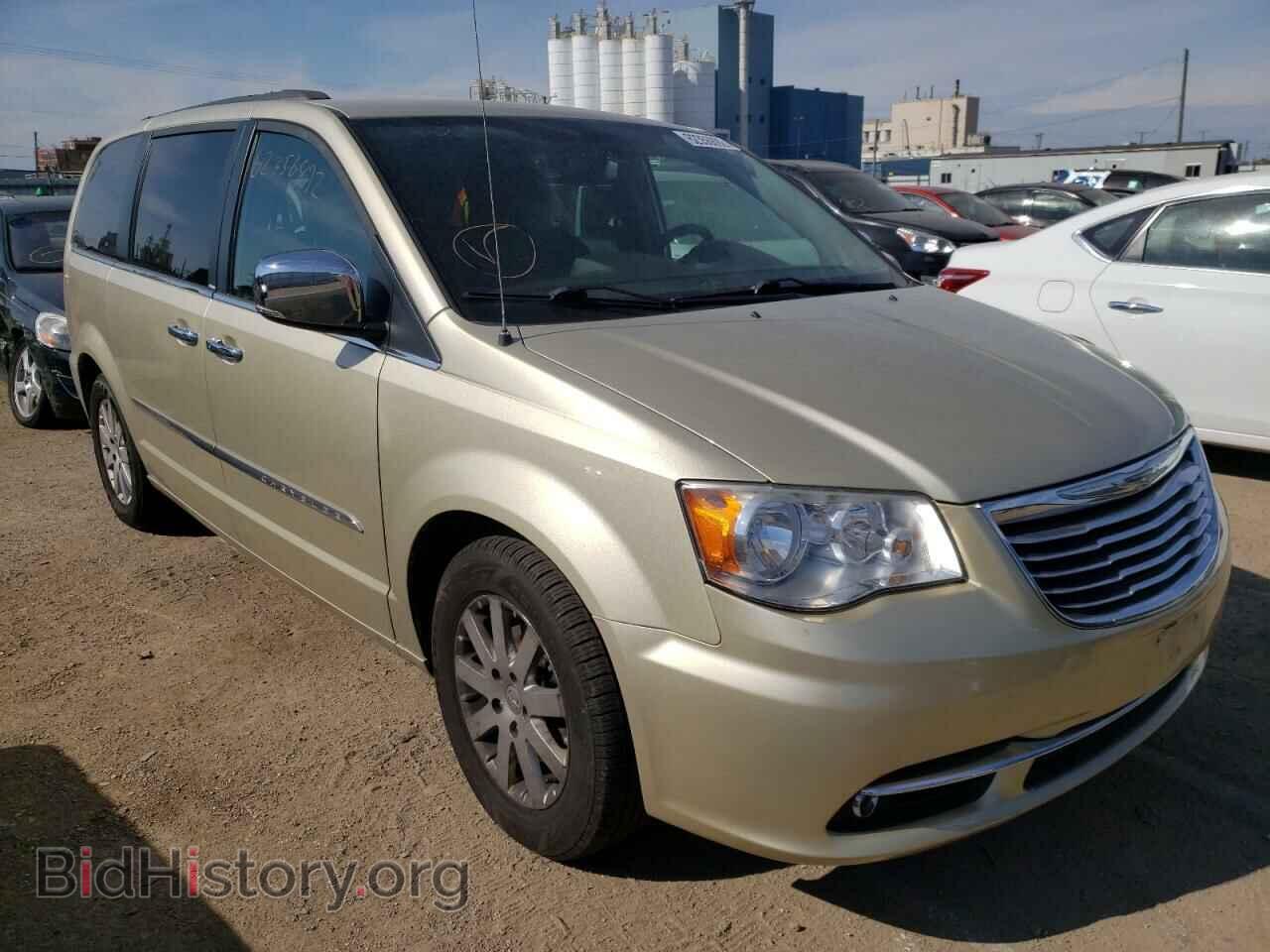 Photo 2A4RR8DG2BR760467 - CHRYSLER MINIVAN 2011