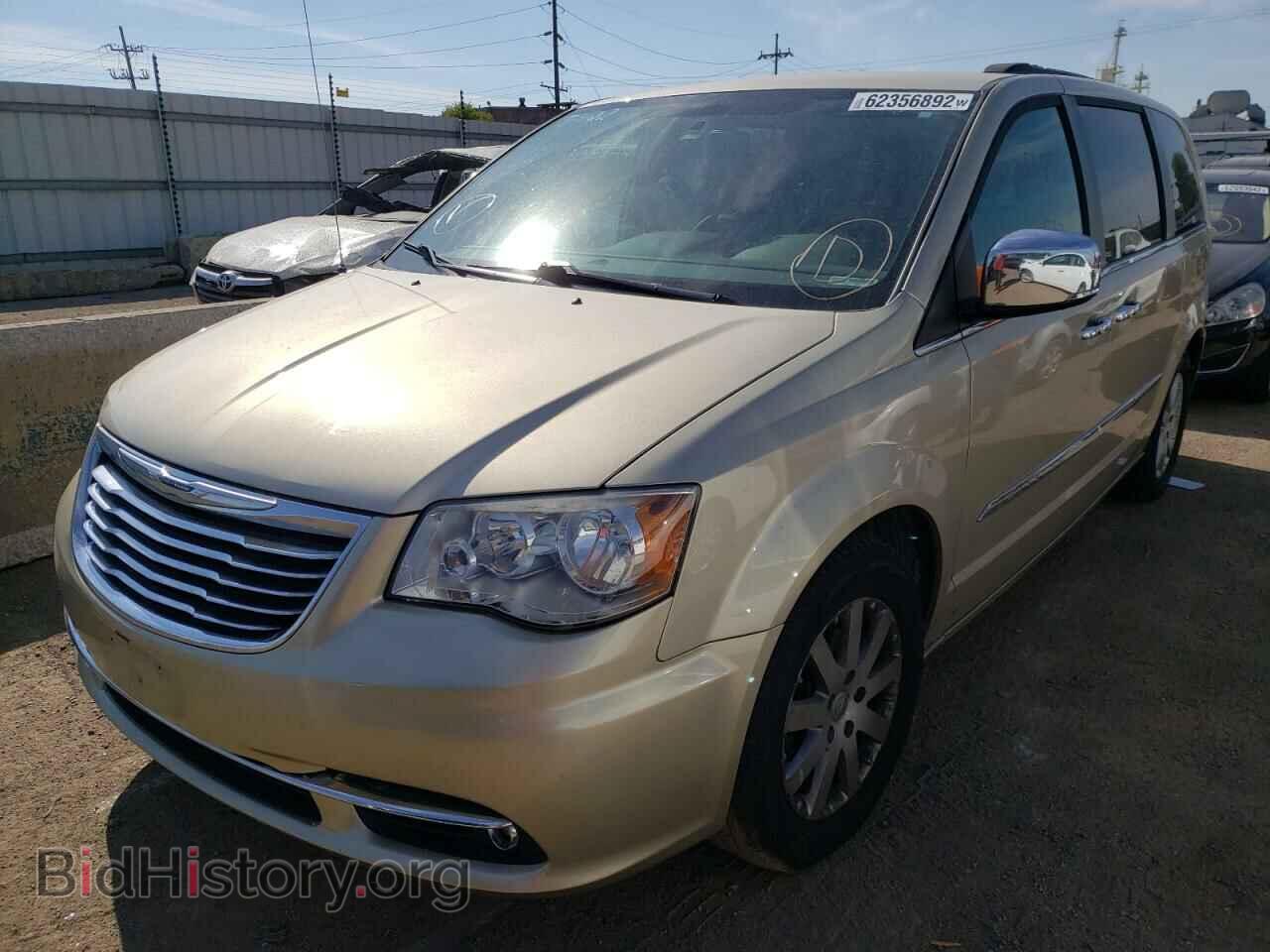 2011 CHRYSLER MINIVAN - VIN: 2A4RR8DG2BR760467 - Photo 2