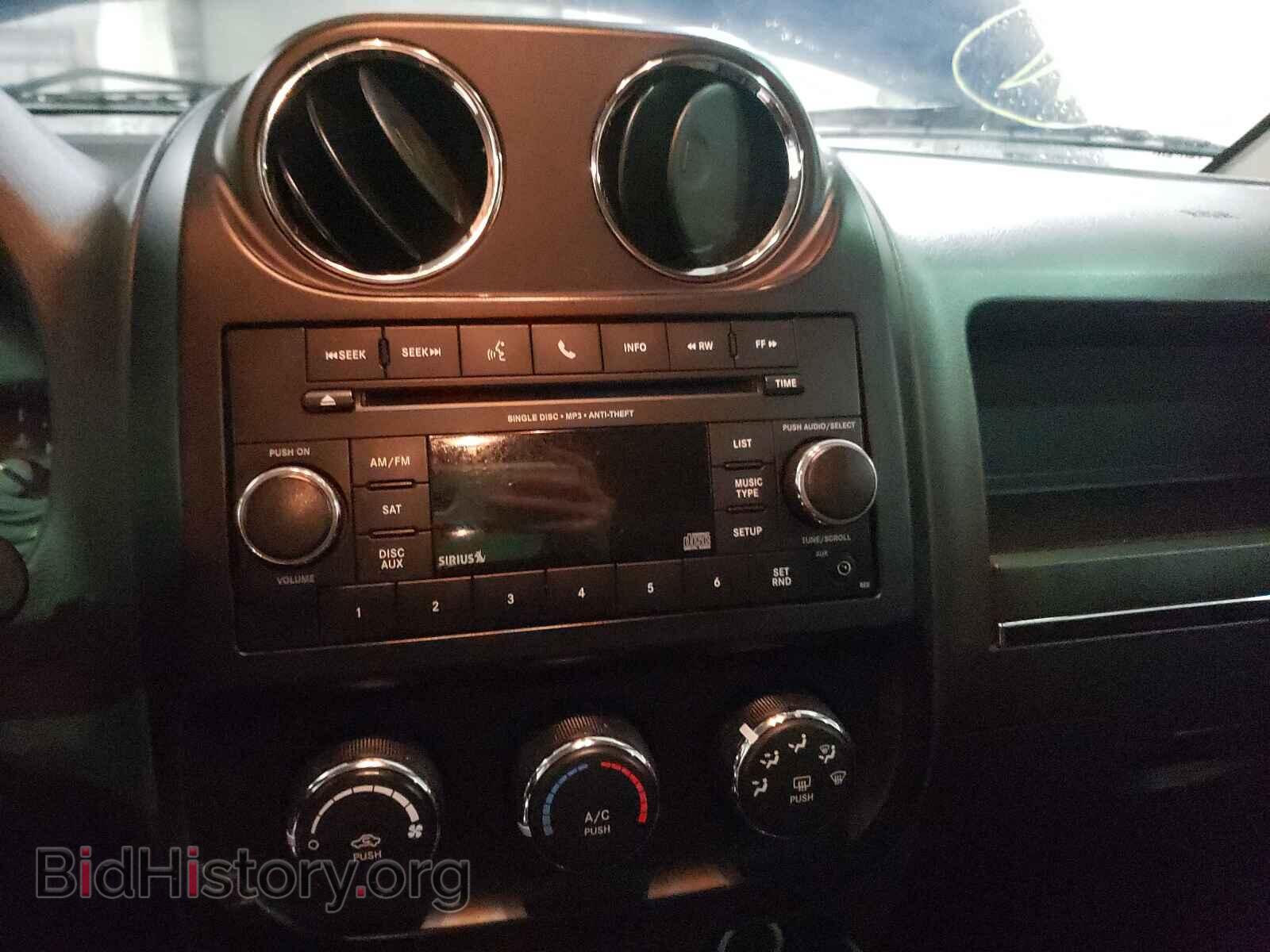 2012 JEEP COMPASS - VIN: 1C4NJCBA2CD622476 - Photo 9