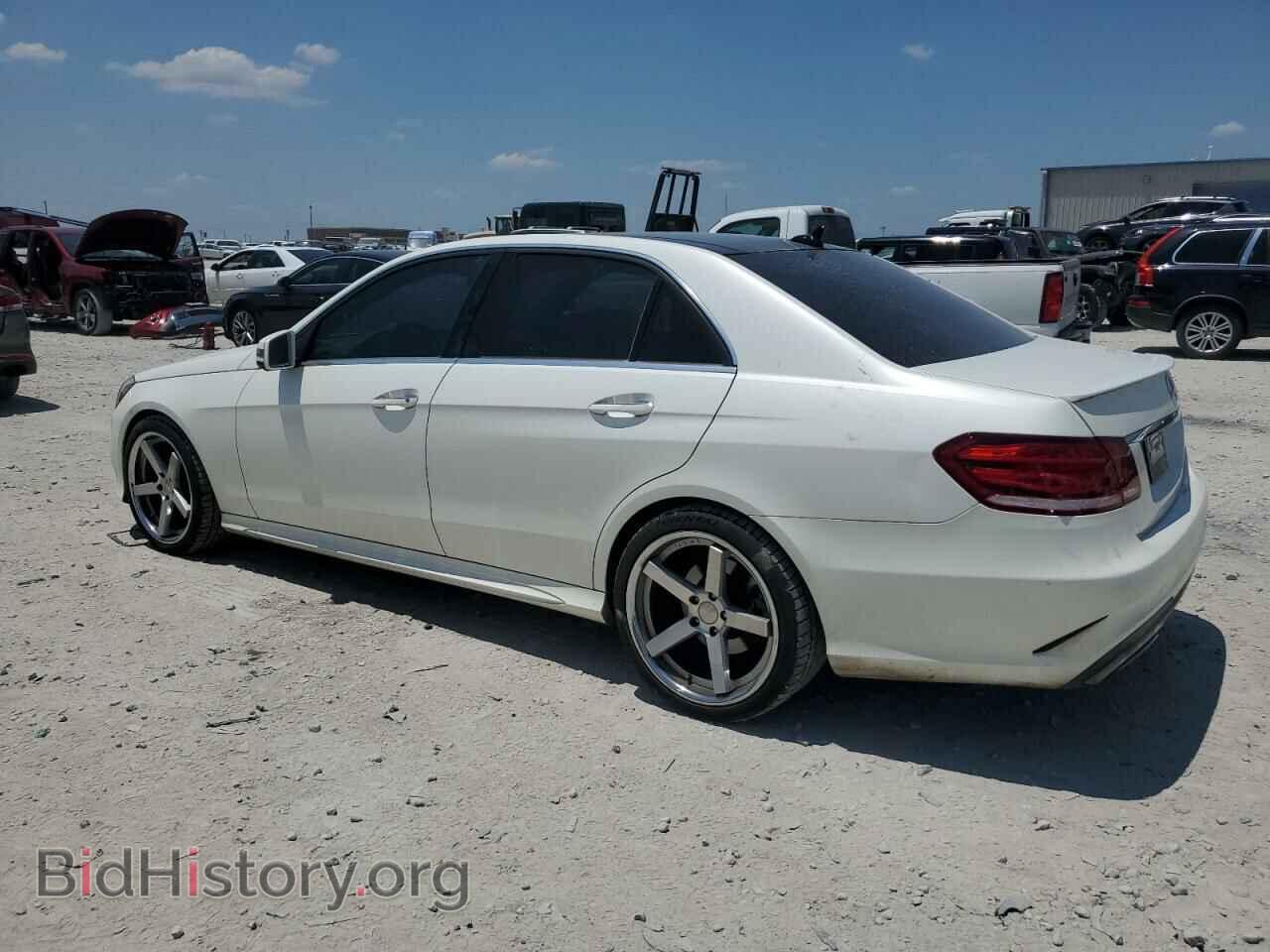 2016 MERCEDES-BENZ E-CLASS - VIN: WDDHF5KB3GB190815 - Фото 2