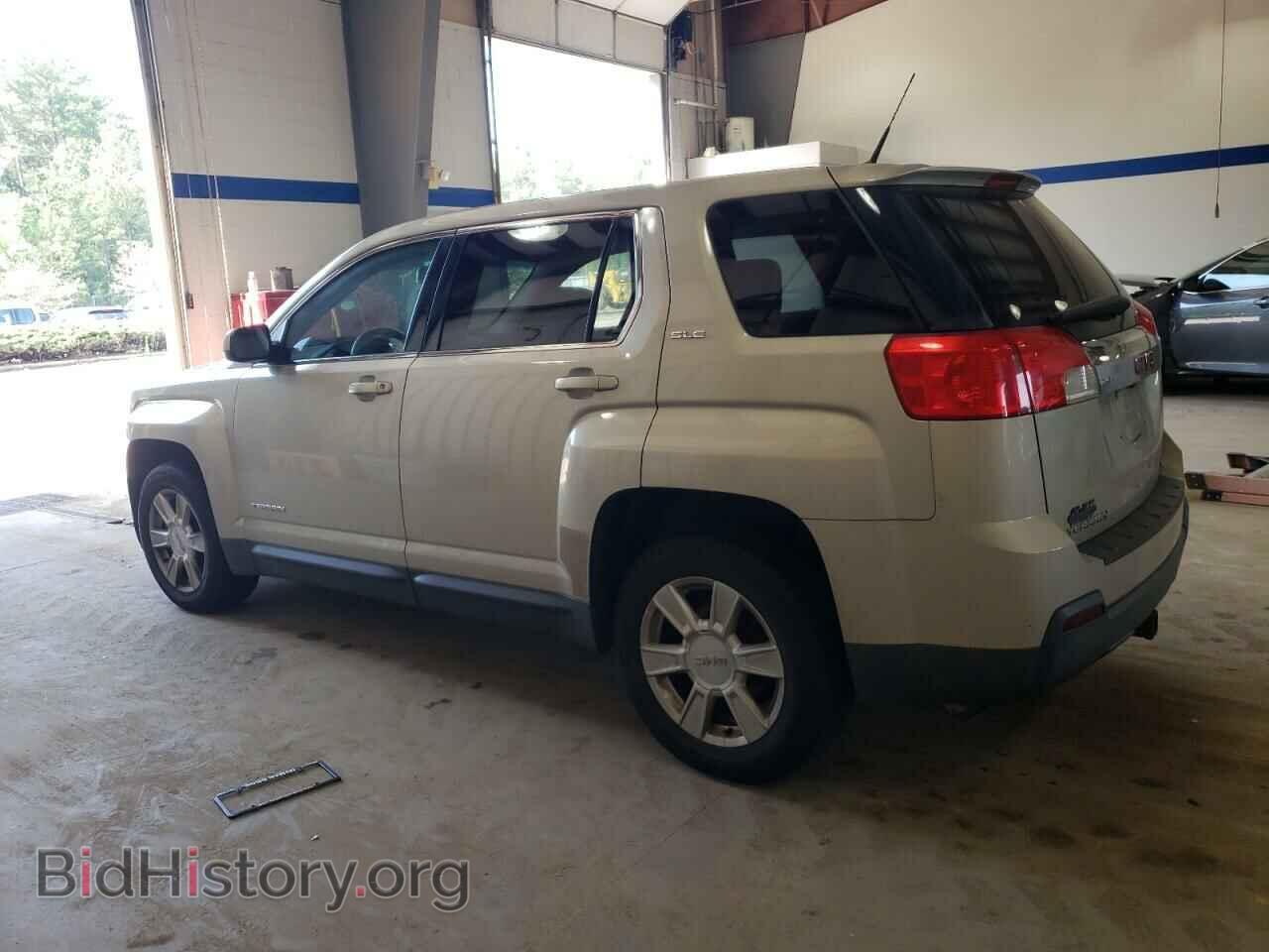 2011 GMC TERRAIN - VIN: 2CTFLREC2B6243705 - Photo 2
