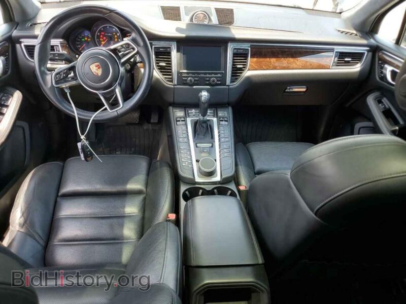 2015 Porsche MACAN (VIN WP1AF2A58FLB97384) — photo 8 of 13