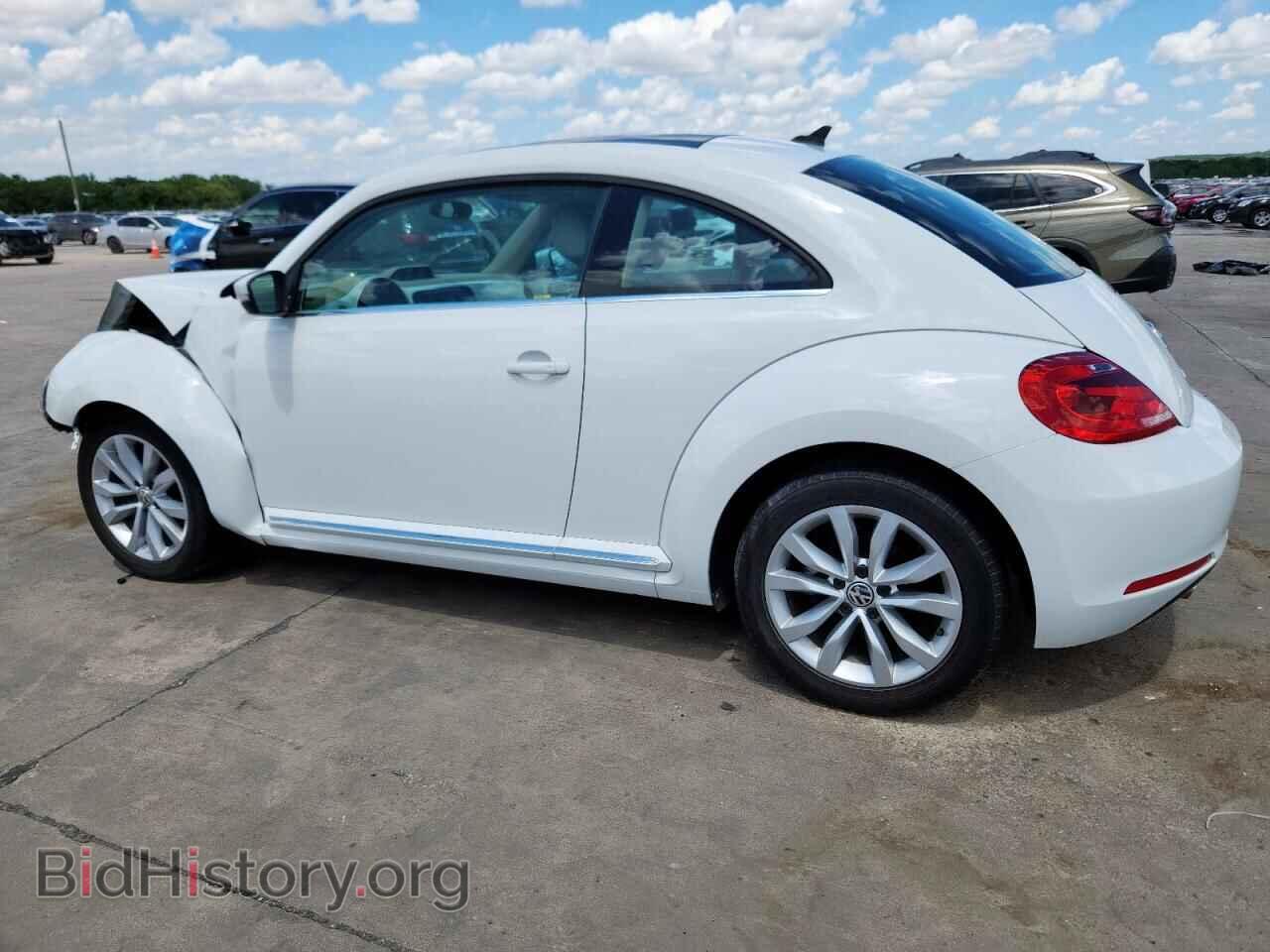 2015 VOLKSWAGEN BEETLE - VIN: 3VWJA7AT4FM640735 - Фото 2