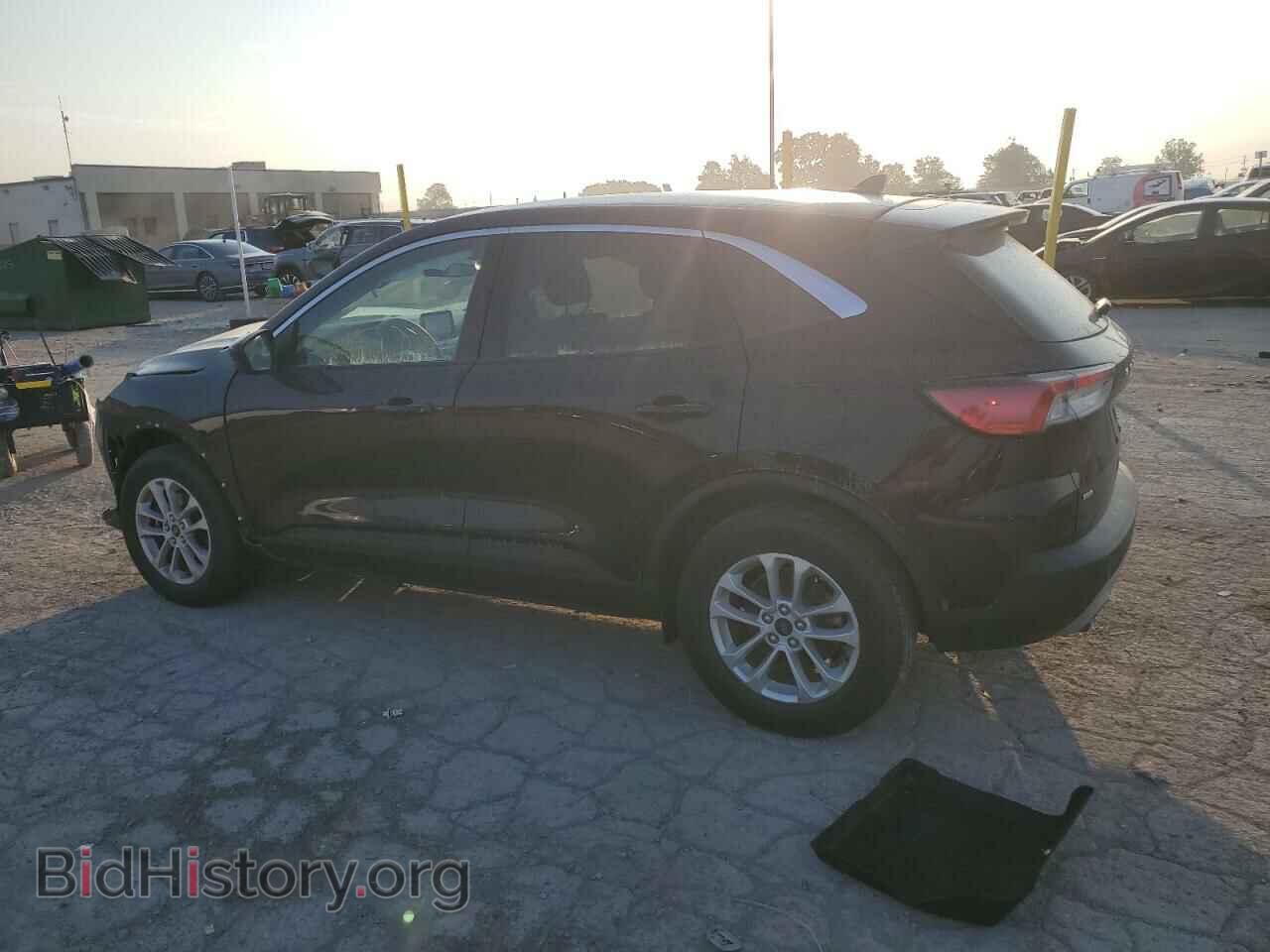 2020 FORD ESCAPE - VIN: 1FMCU9G64LUA82680 - Photo 2
