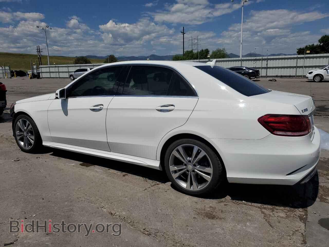 2014 MERCEDES-BENZ E-CLASS - VIN: WDDHF8JB5EA858085 - Фото 2