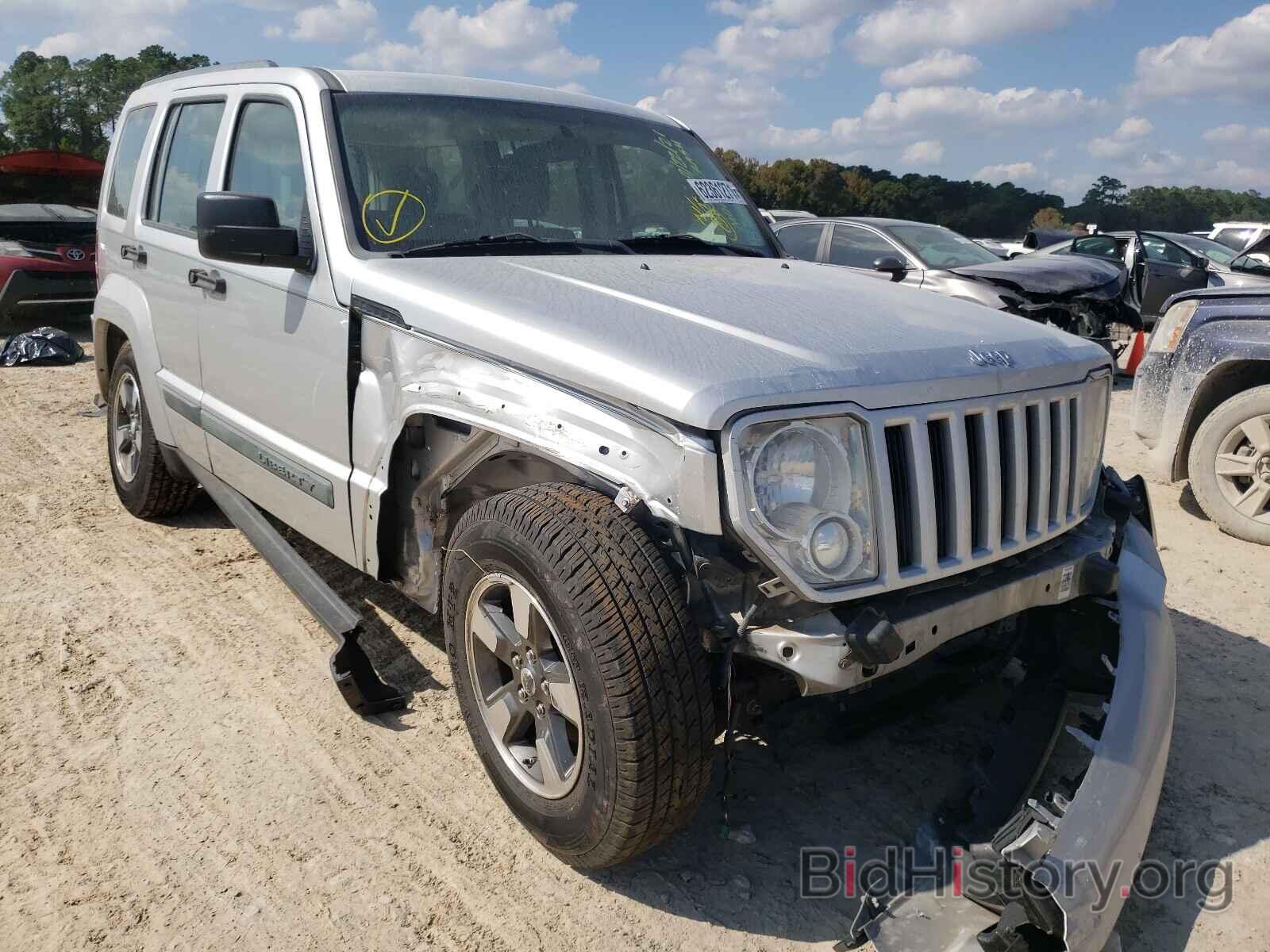 Photo 1J8GP28K28W170566 - JEEP LIBERTY 2008