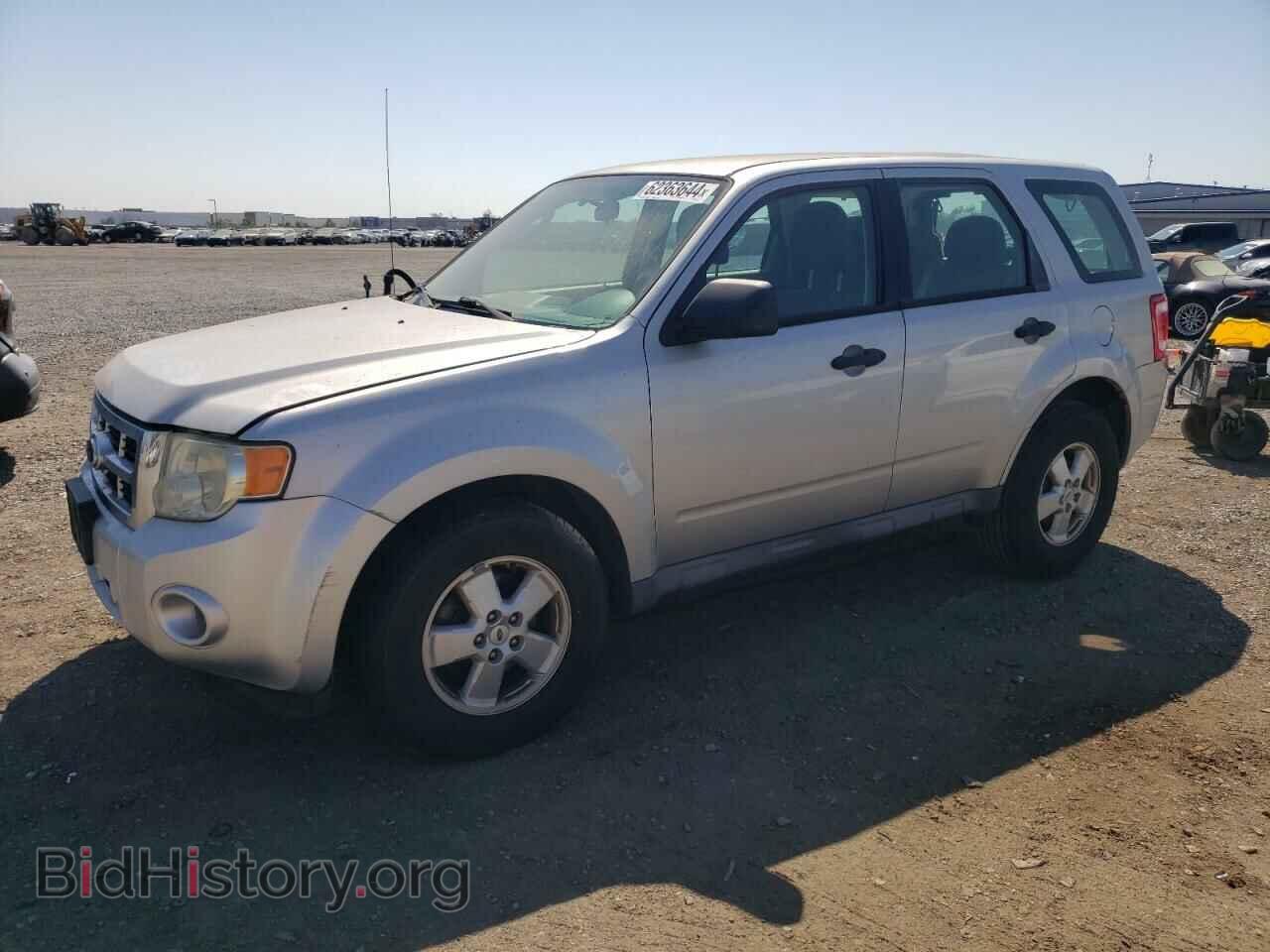 Photo 1FMCU0C7XAKC90145 - FORD ESCAPE 2010