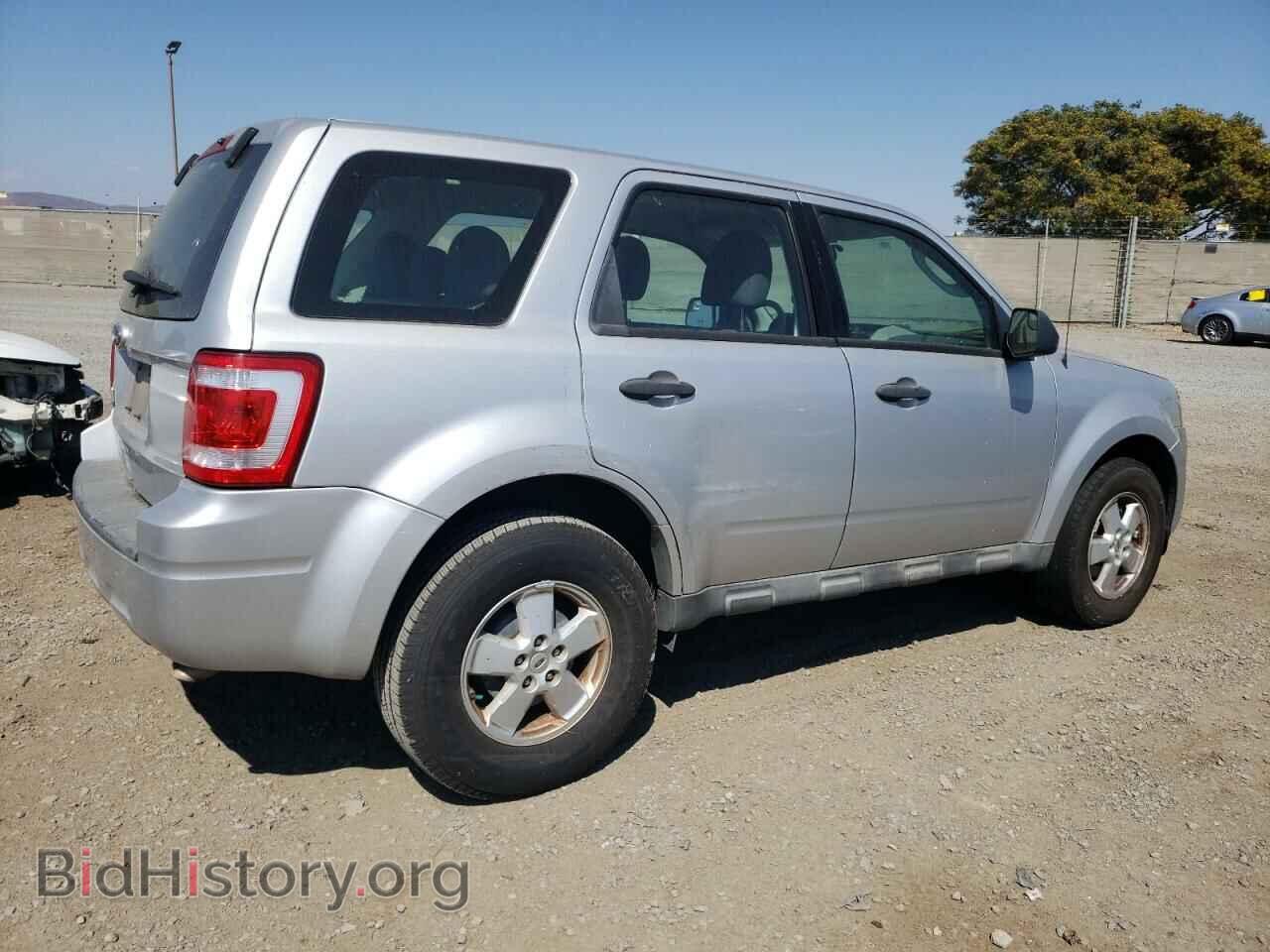 2010 FORD ESCAPE - VIN: 1FMCU0C7XAKC90145 - Фото 3
