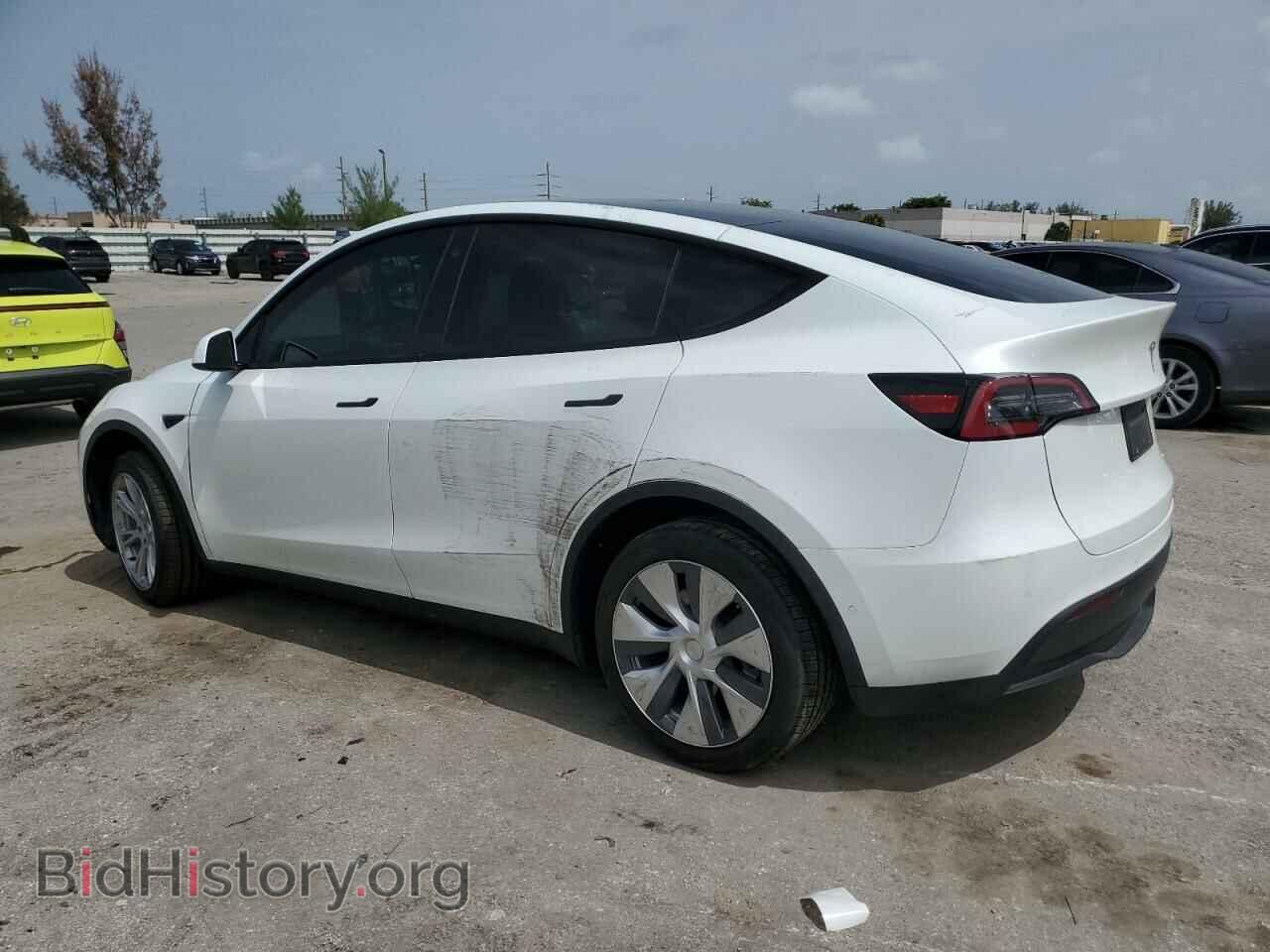 2022 TESLA MODEL Y - VIN: 7SAYGAEE0NF469075 - Фото 2