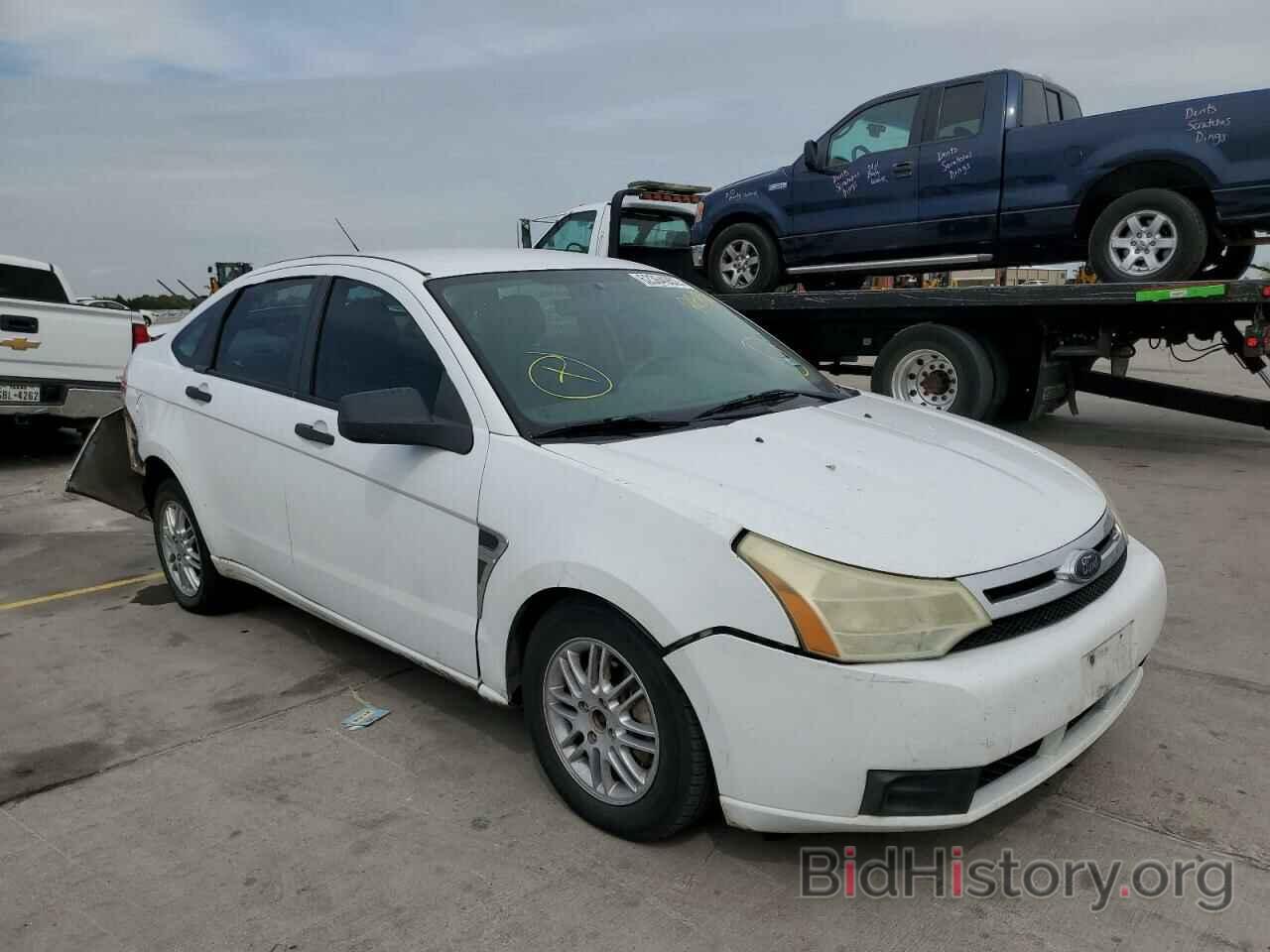 Photo 1FAHP35N38W205430 - FORD FOCUS 2008