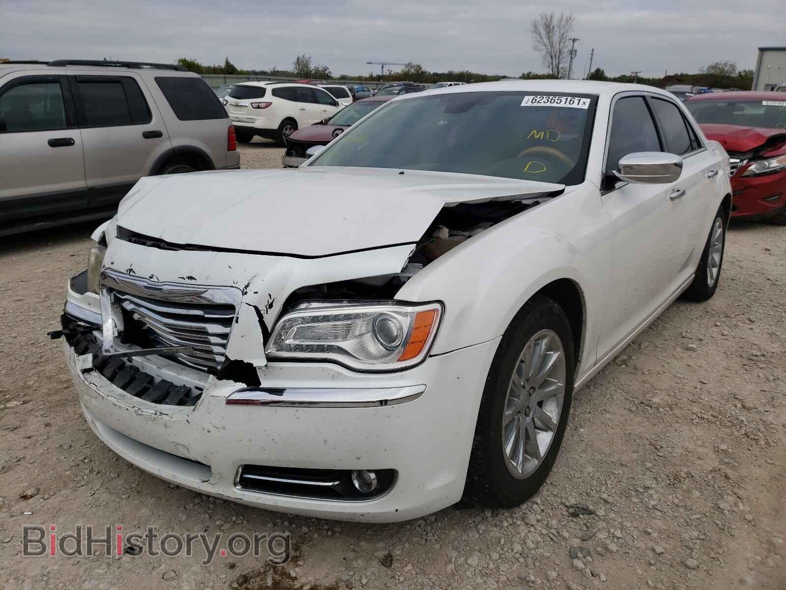 2012 CHRYSLER 300 - VIN: 2C3CCAET1CH144271 - Photo 2