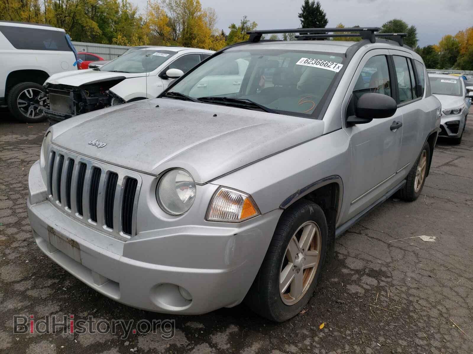 2009 JEEP COMPASS - VIN: 1J4FT47B29D202838 - Photo 2