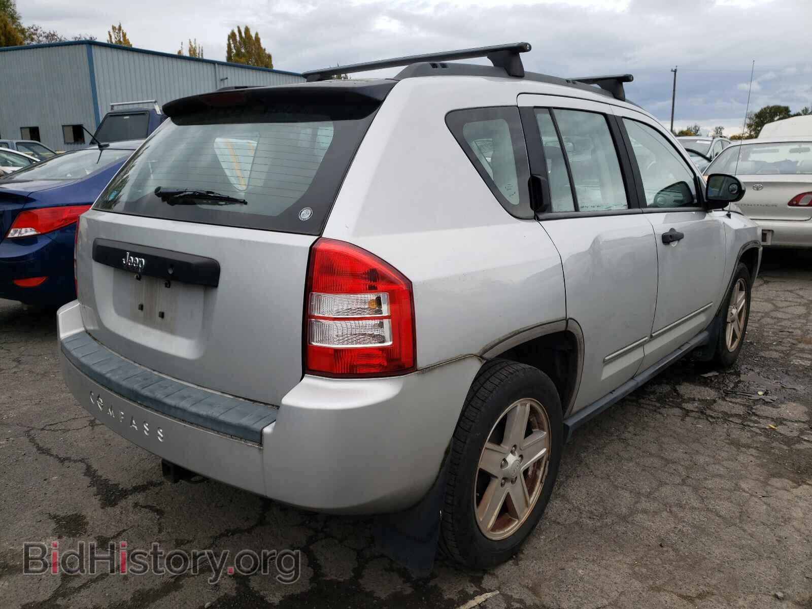 2009 JEEP COMPASS - VIN: 1J4FT47B29D202838 - Photo 4