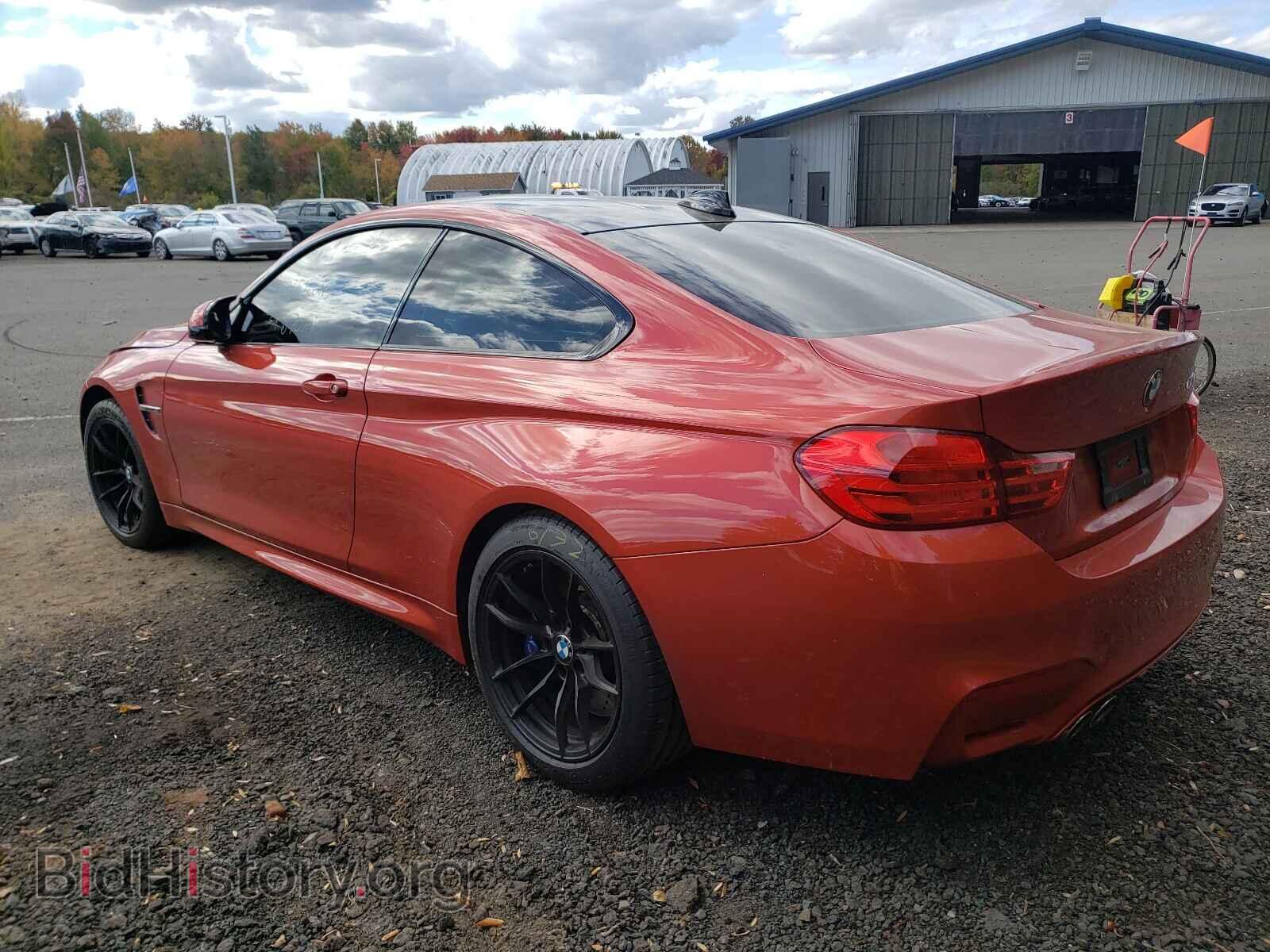 2016 BMW M4 - VIN: WBS3R9C57GK337741 - Фото 3