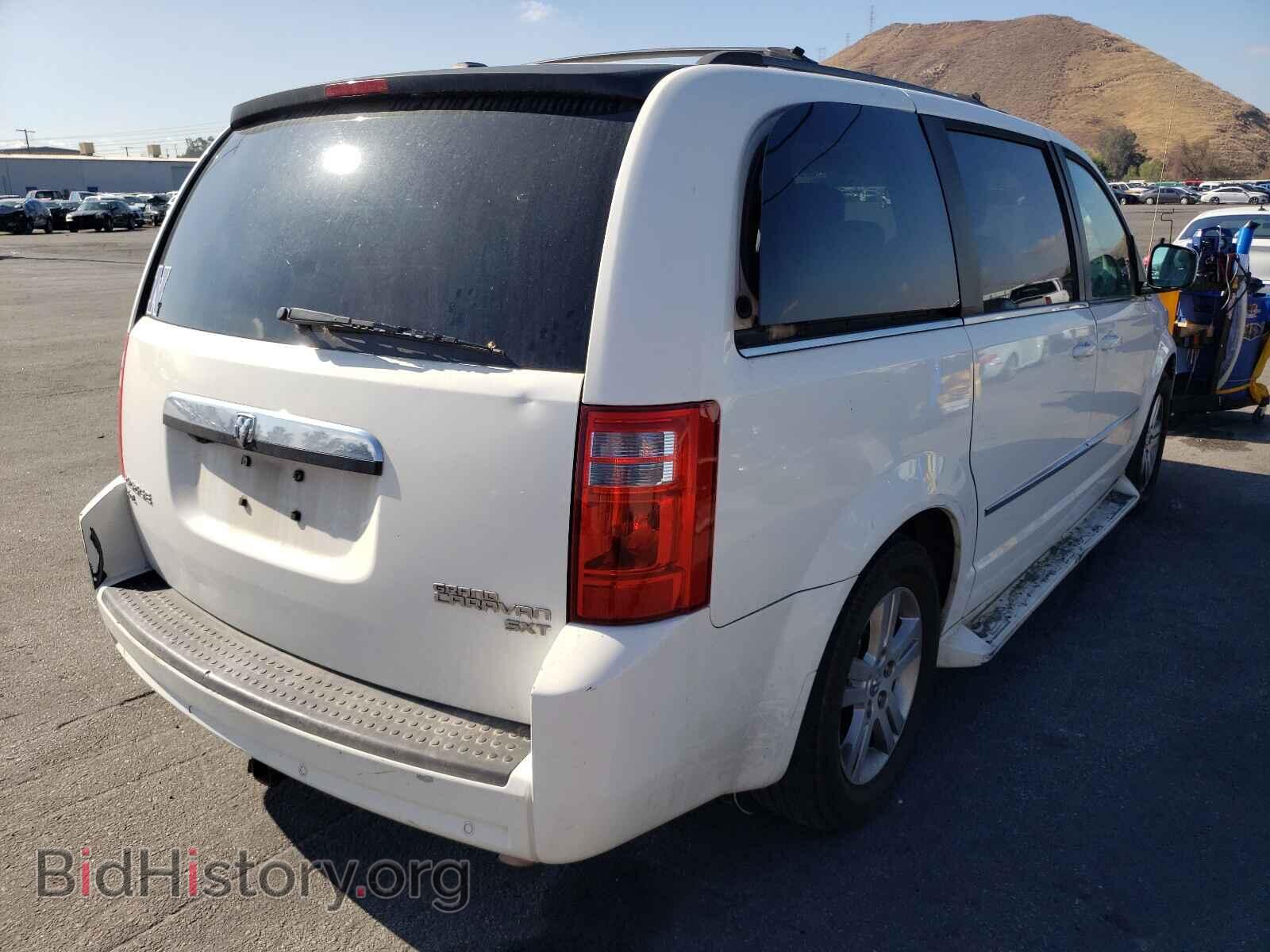 2010 DODGE GRAND CARA - VIN: 2D4RN5DX2AR294041 - Фото 4