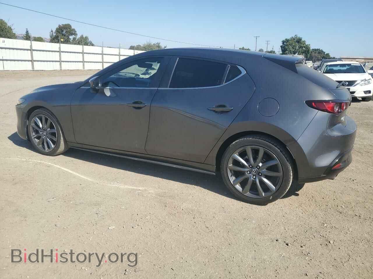 2019 MAZDA 3 - VIN: JM1BPBJMXK1123383 - Photo 2