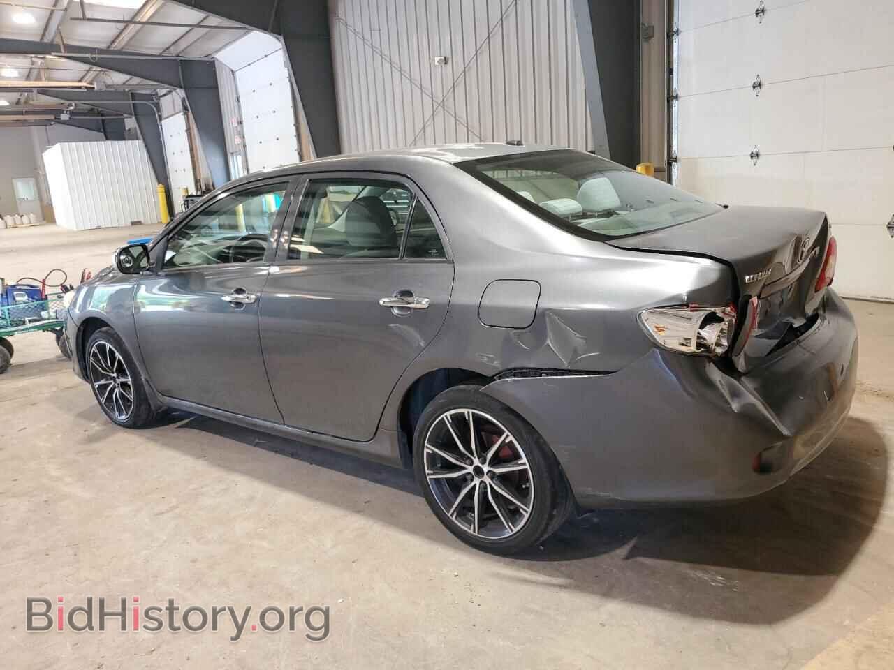 2010 TOYOTA COROLLA - VIN: 2T1BU4EE9AC531343 - Фото 2
